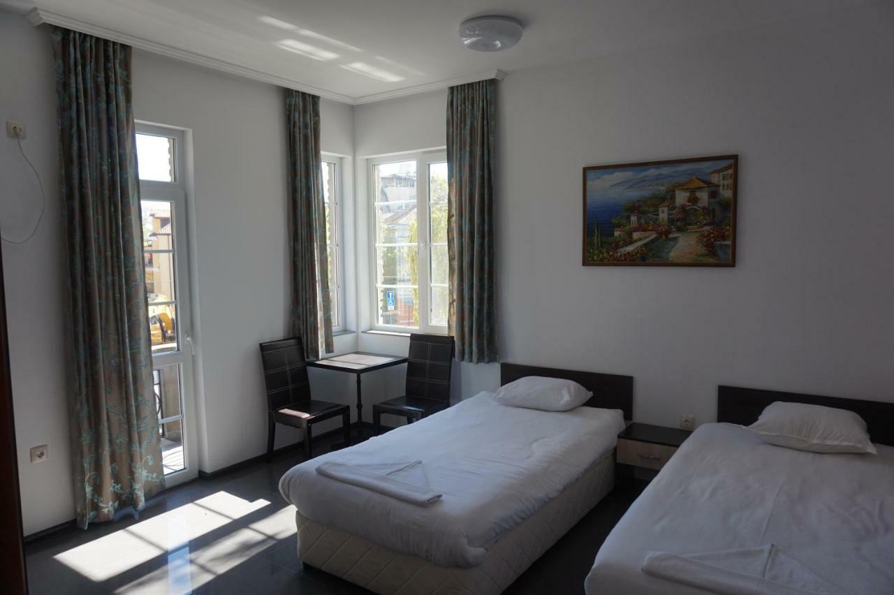 Seaside Guest Rooms Burgas Exterior foto